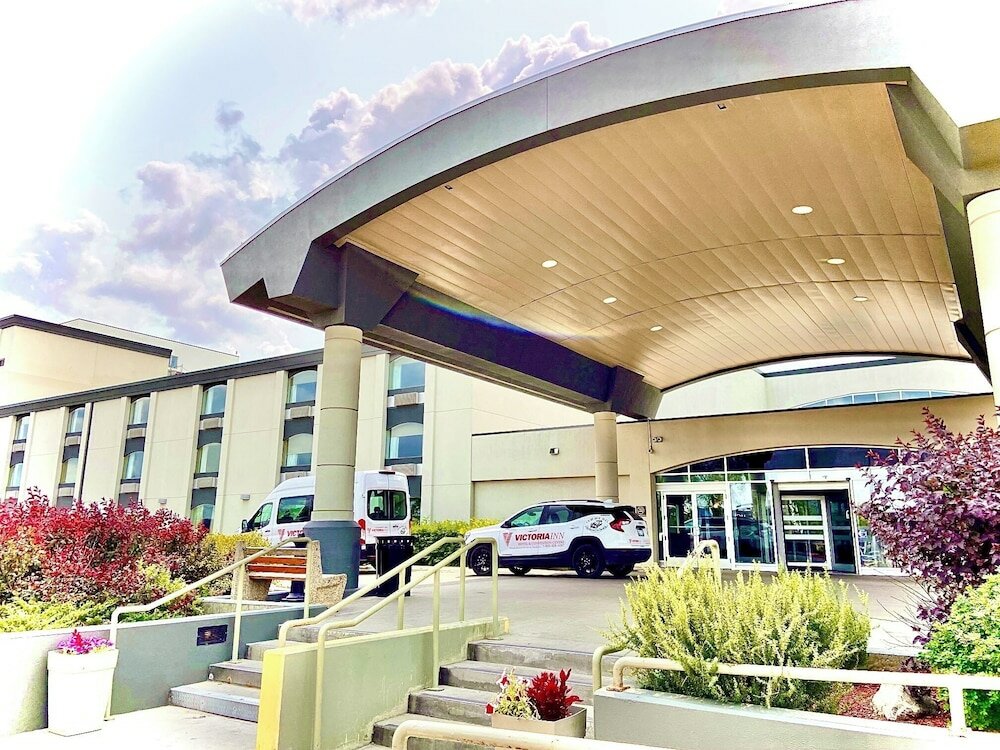 Фото Victoria Inn Hotel and Convention Centre Winnipeg