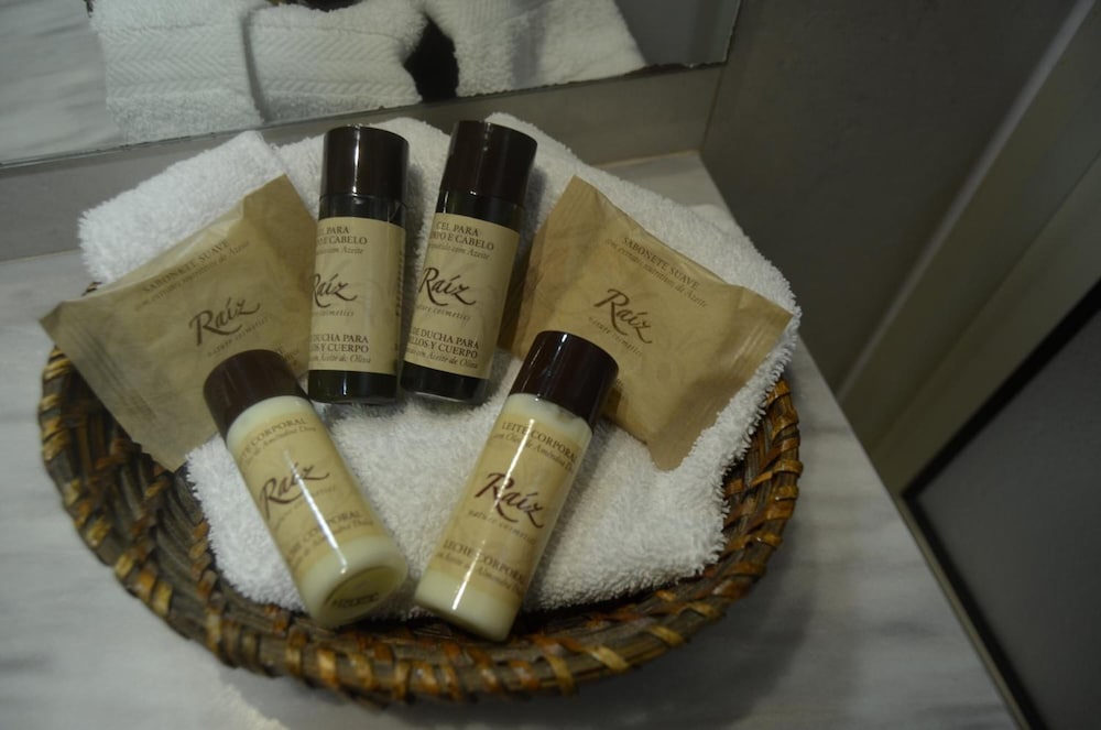 Фото Madeira Bright Star Hotel