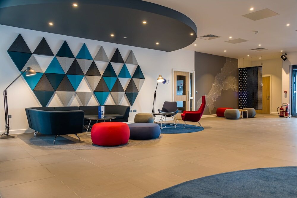 Фото Holiday Inn Express Bodmin - Victoria Junction, an Ihg Hotel