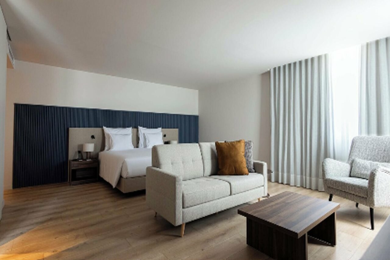 Фото Golden Tulip Braga Hotel