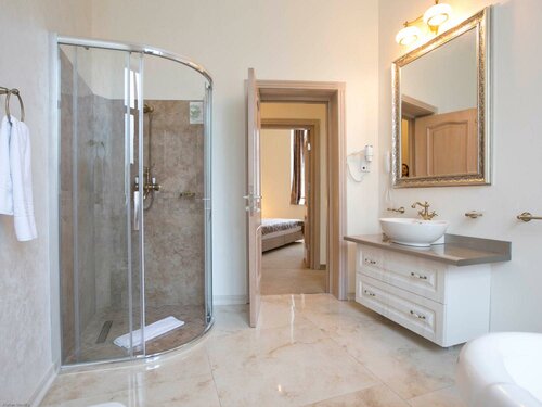 Внешний вид отеля Euro Hotels International Grivita в Бухаресте, фото 5