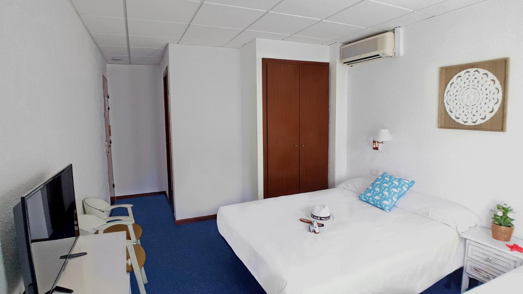 Фото Hotel Mireia