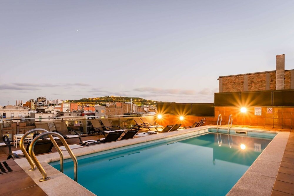 Фото Petit Palace Eixample