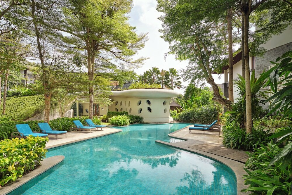 Фото Courtyard by Marriott Bali Nusa Dua Resort