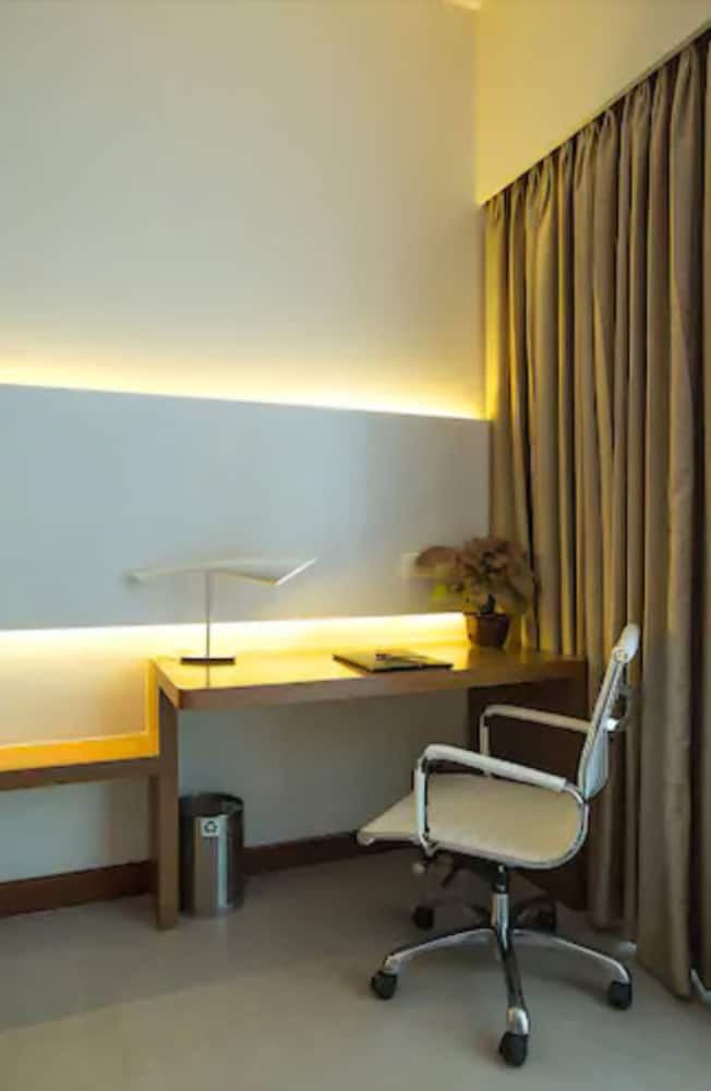 Фото The Fern Residency - Mumbai