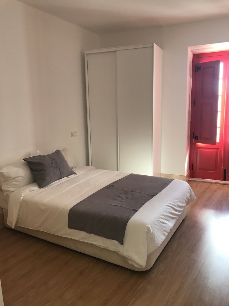 Фото Casa da Sé Cathedral Suites