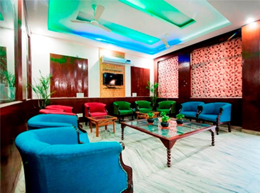 Фото Airport Hotel Olive & Blue