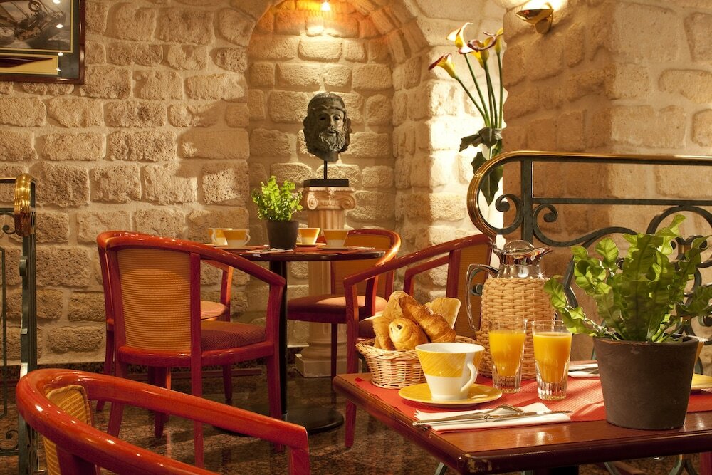 Фото Hotel Duquesne Eiffel