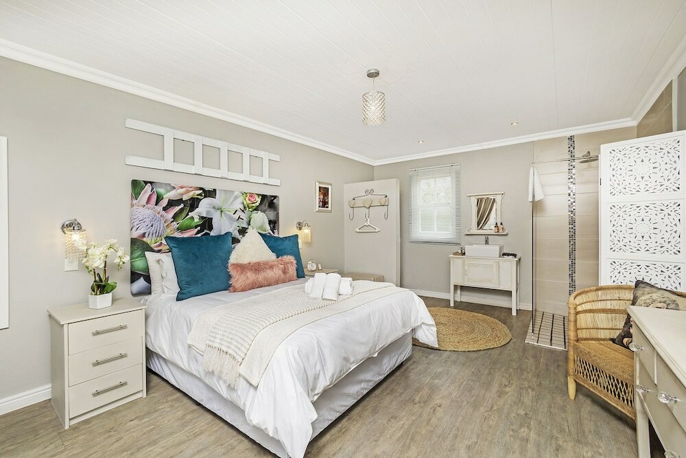 Фото La Montagne Bed & Breakfast