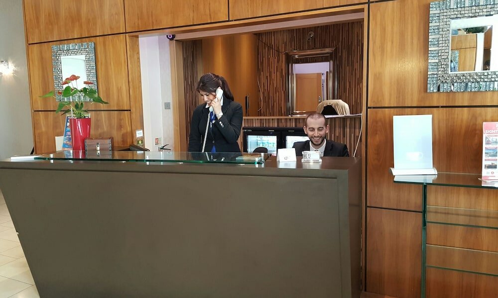 Фото Duke of Leinster Hotel