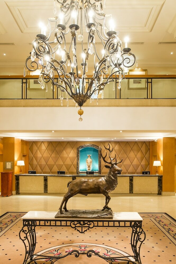 Фото Millennium Gloucester Hotel London Kensington