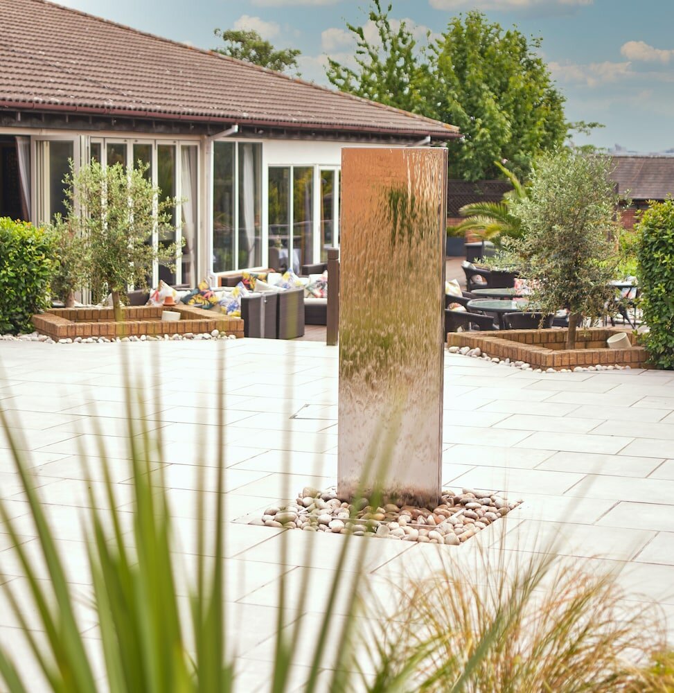 Фото Mercure Milton Keynes