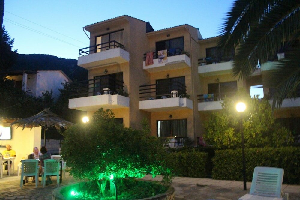 Фото Le Mirage Hotel