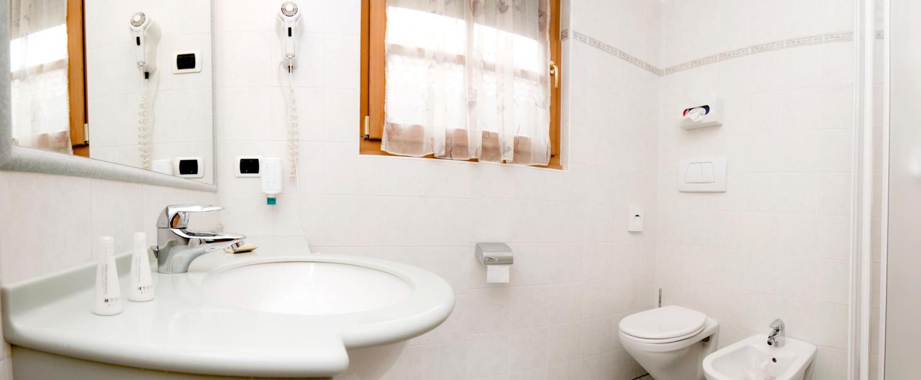 Фото Hotel Ristorante Lewald