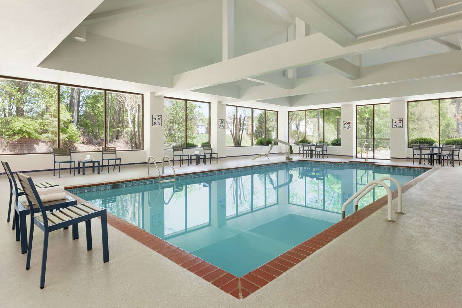 Фото Homewood Suites by Hilton Williamsburg