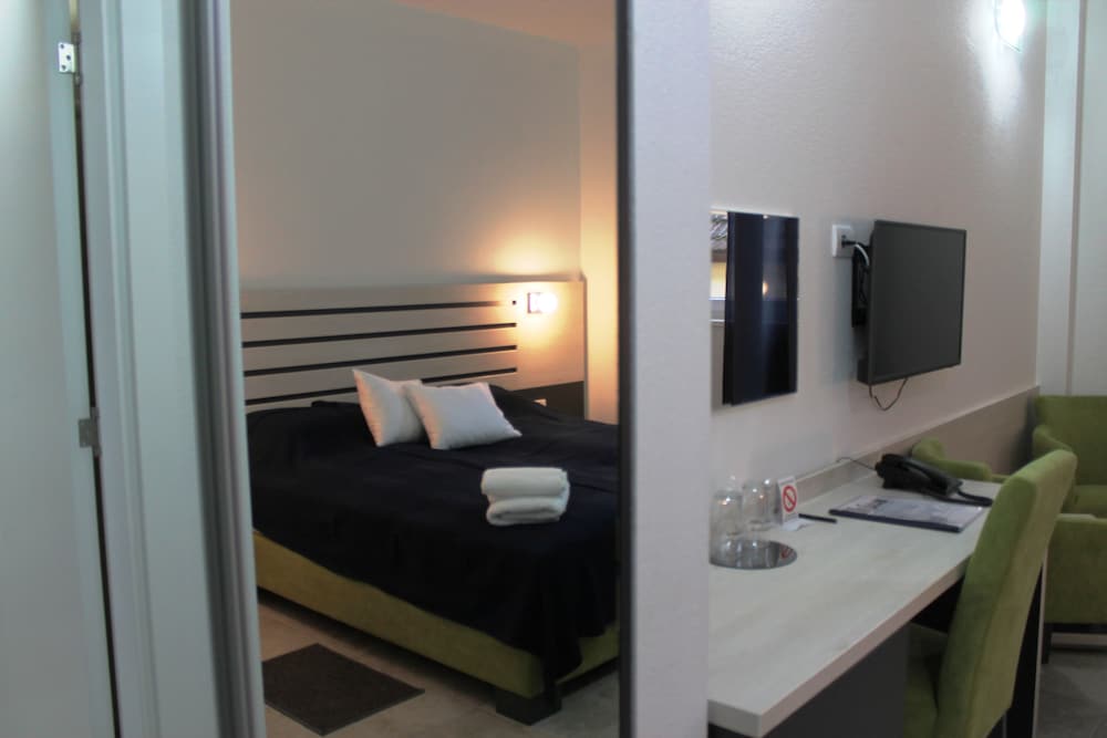 Фото Garni Hotel 11Tica DM