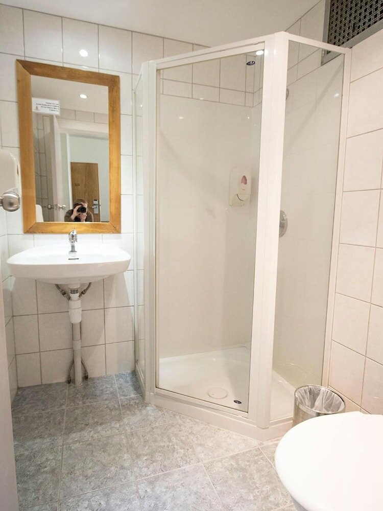 Фото Hotel Waterloo & Backpackers