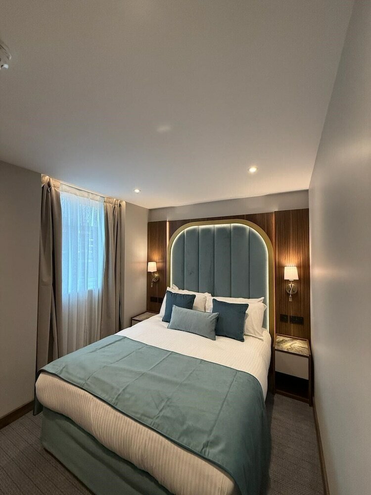 Фото St Mark Hotel