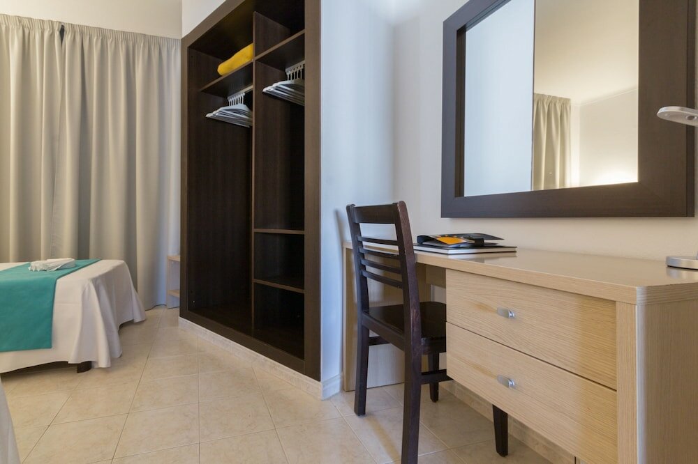 Фото Hotel Orosol