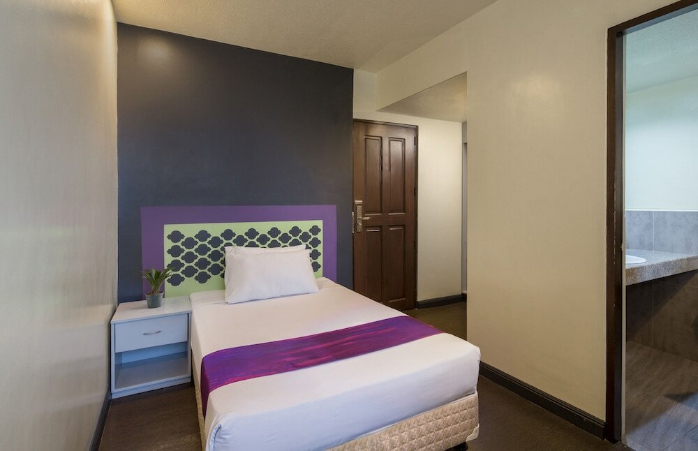 Фото V Hotel
