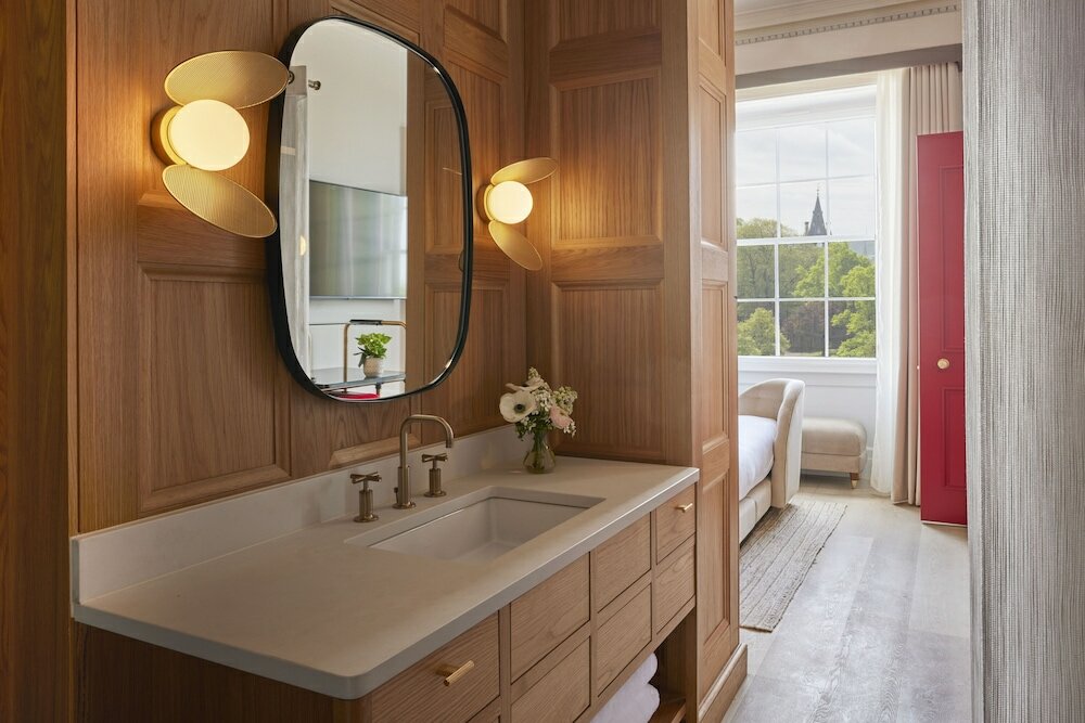 Фото Virgin Hotels Edinburgh