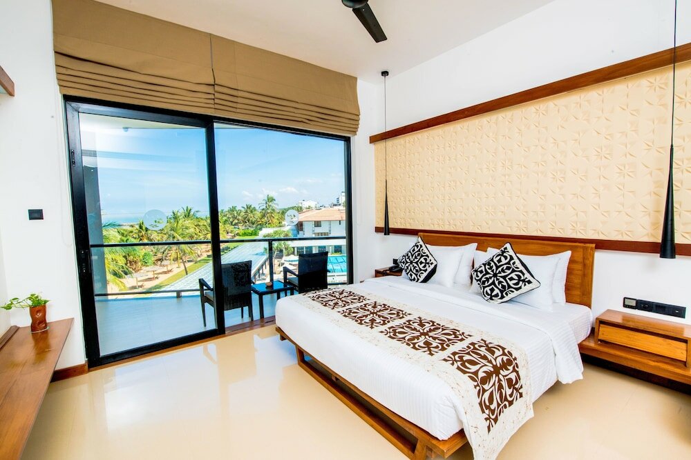 Фото Goldi Sands Hotel