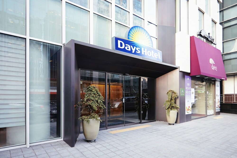 Фото Days Hotel by Wyndham Seoul Myeongdong