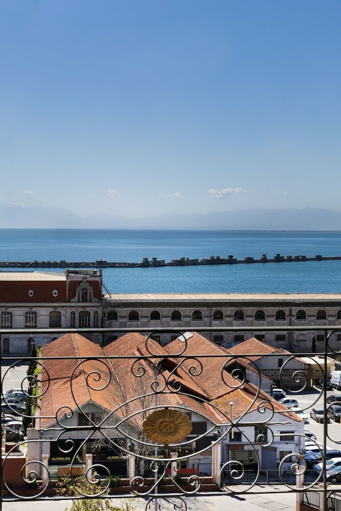 Фото Mediterranean Palace Hotel