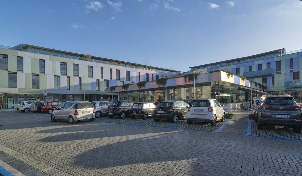 Фото Blue Shades Aparthotel