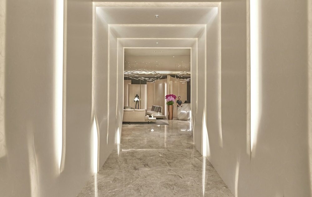 Фото Orchid Hotel