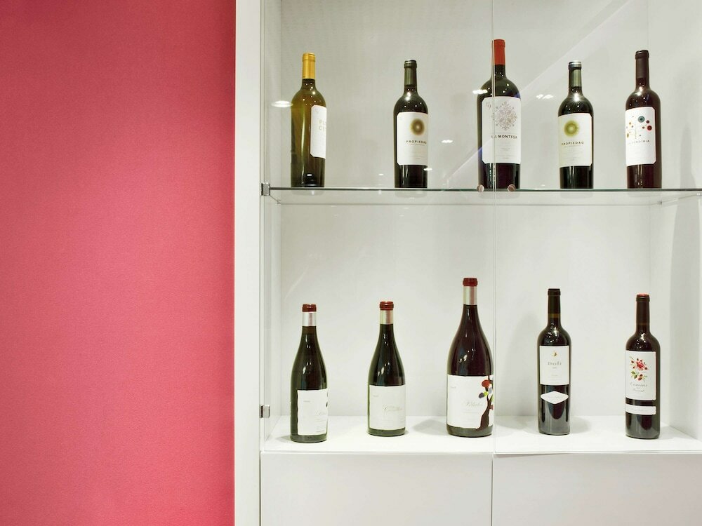 Фото Hotel ibis Styles Madrid Prado