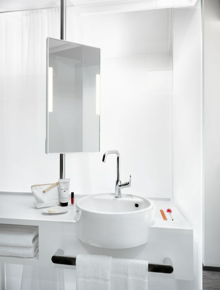 Фото Okko Hotels Lyon Pont Lafayette