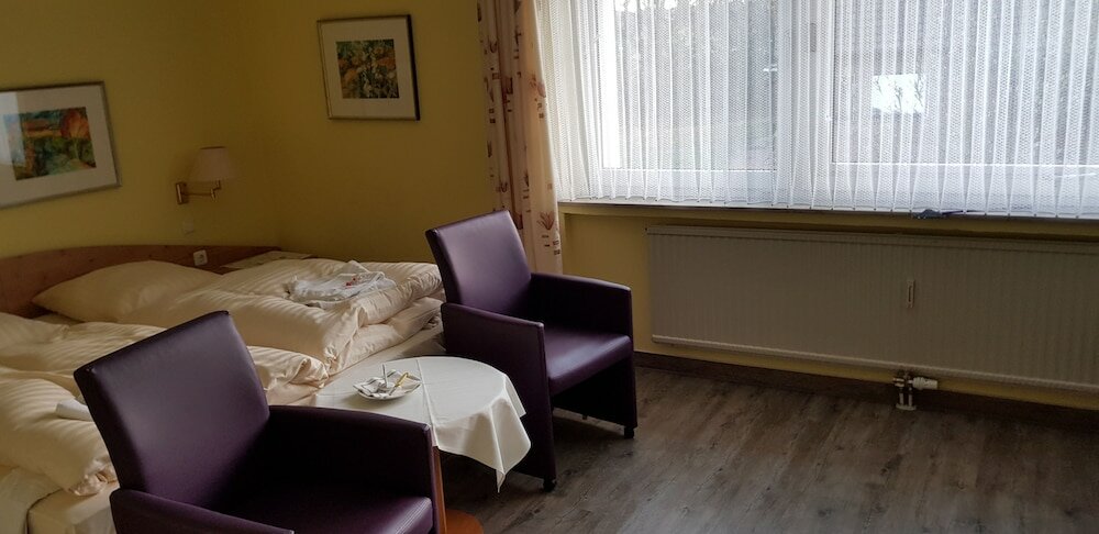 Фото Akzent Hotel Gut Hoeing