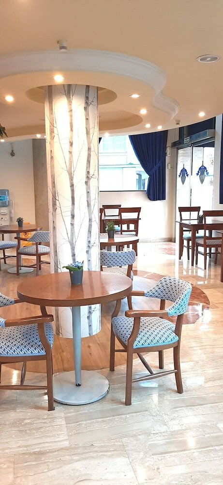 Фото Hotel Nueva Plaza