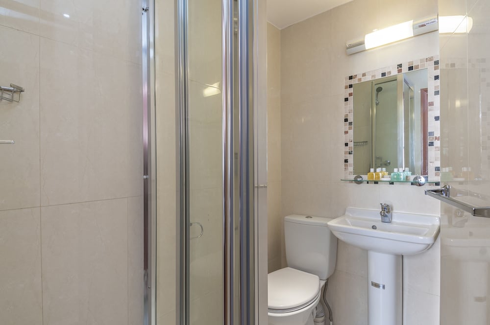 Фото Park Avenue Inn Craven Hotel