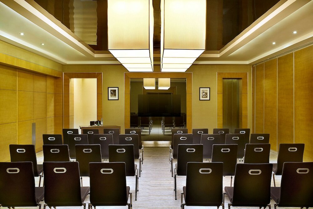 Фото DoubleTree by Hilton Riyadh - Al Muroj Business Gate