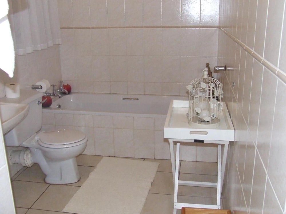 Фото Dove's Nest Guest House