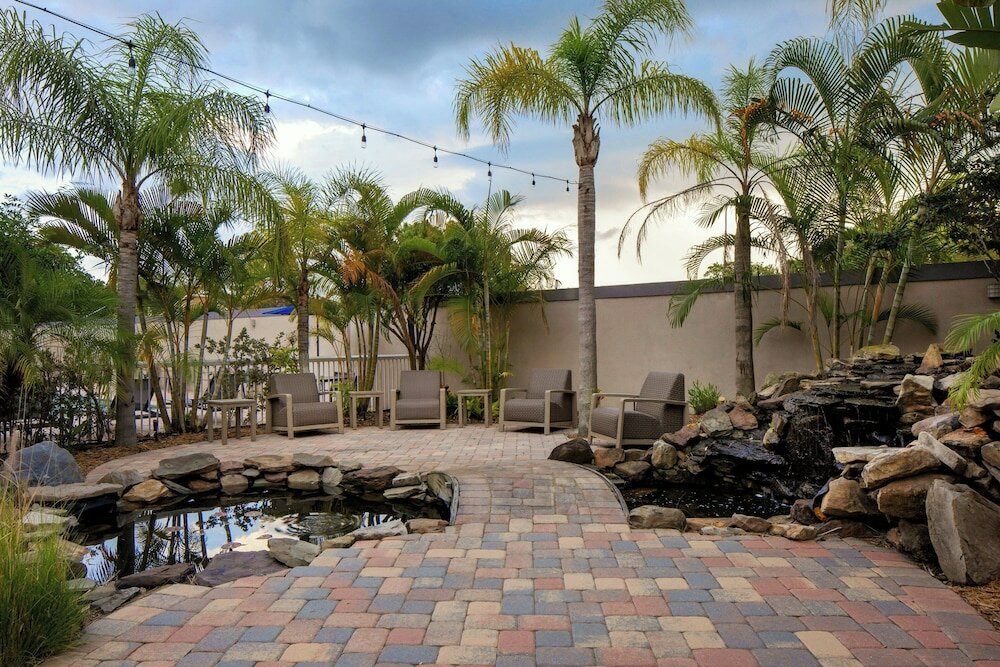 Фото Courtyard by Marriott Tampa Oldsmar