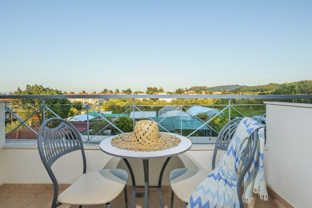 Фото Hesperides Hotel