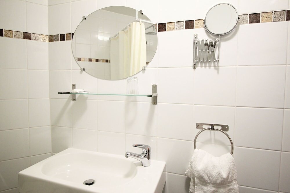 Фото Hôtel des Pyrénées