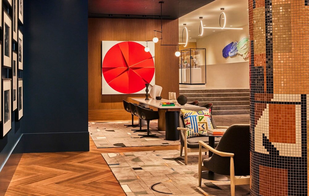 Фото Omni Boston Hotel at the Seaport