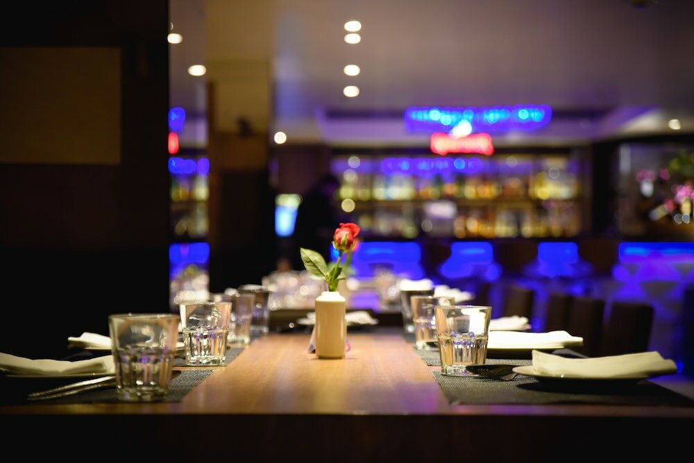 Фото Monotel Luxury Business Hotel