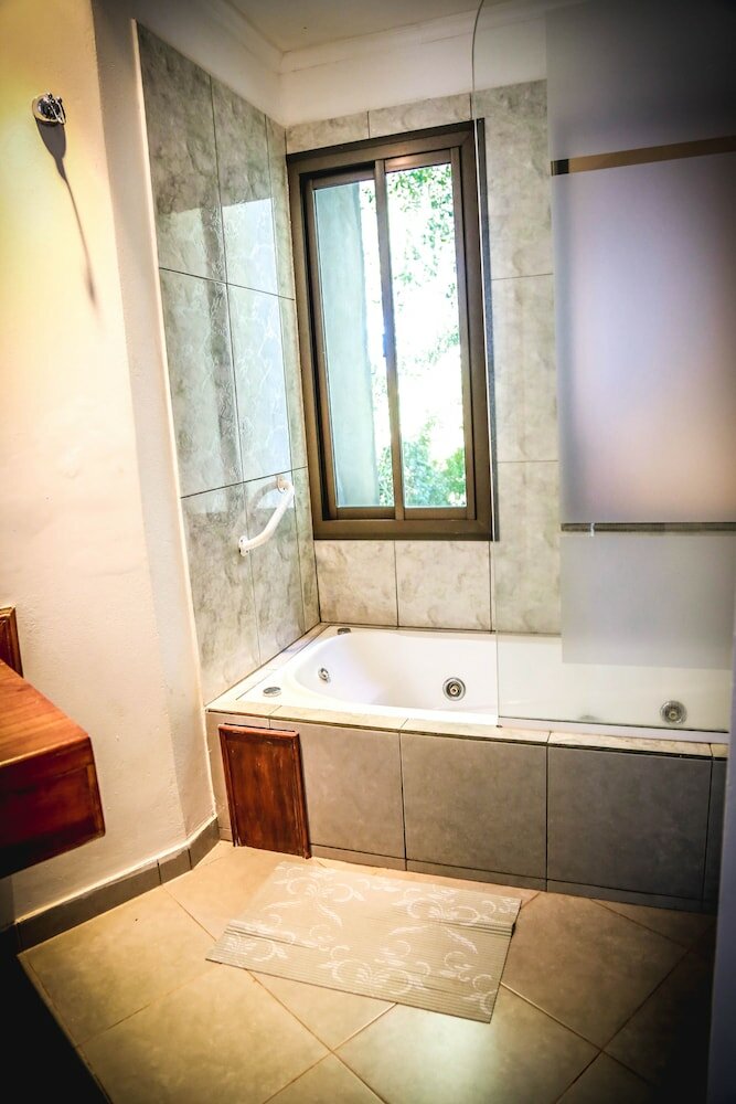 Фото Rainforest Hotel & Cabañas