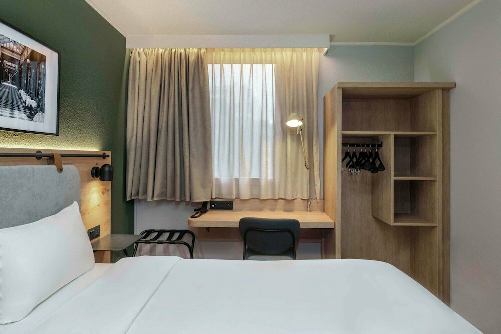 Hotel Campanile Paris Ouest - Gennevilliers Port, Gennevilliers, photo