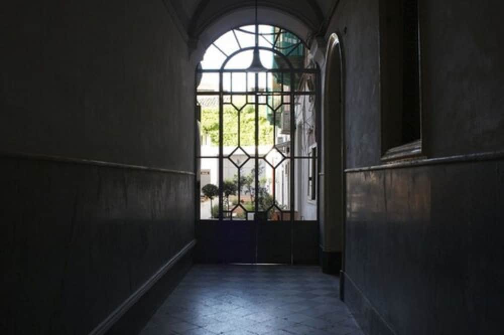 Фото Habitat Luxury Suites Accommodation