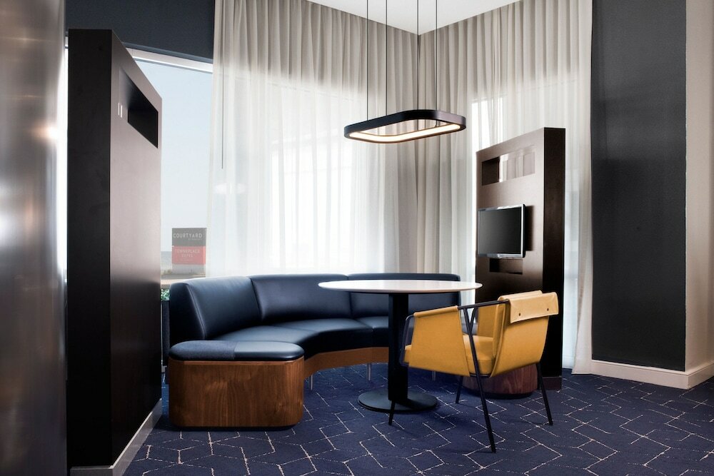 Фото Courtyard by Marriott Galveston Island