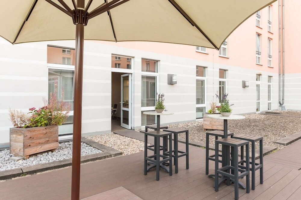 Фото Park Inn by Radisson Göttingen