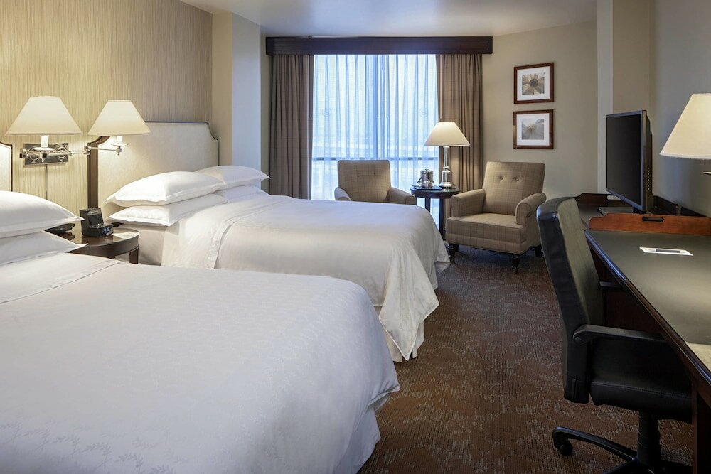 Фото Sheraton Houston Brookhollow Hotel