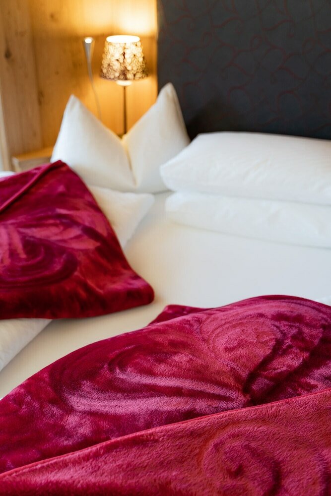 Фото Hotel Cesa Tyrol