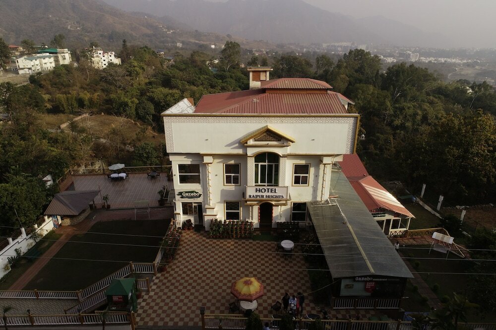 Фото отеля 2